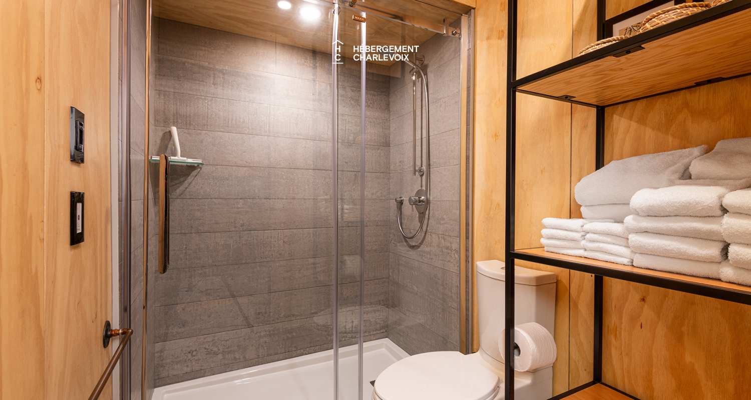 Refuge-16-A - Mini-maison au sommet du Massif